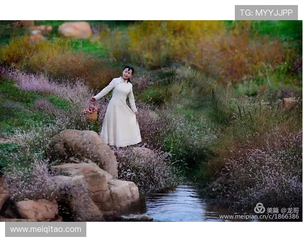 咲诗织：流淌于指尖的诗意，定格时光的艺术家